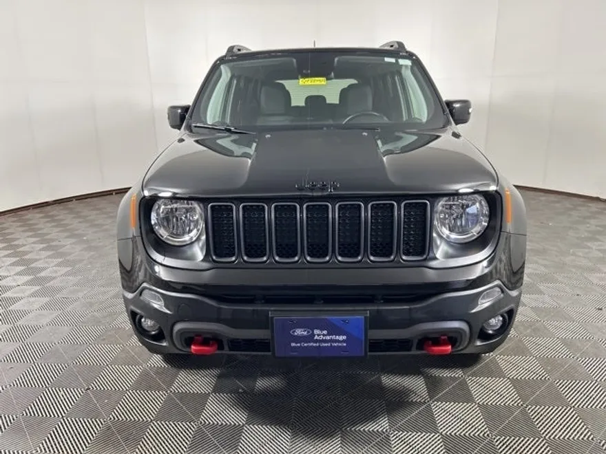 2023 Jeep Renegade Trailhawk photo 1