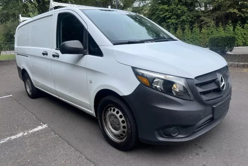 2017 Mercedes Benz Metris Cargo Van photo 1