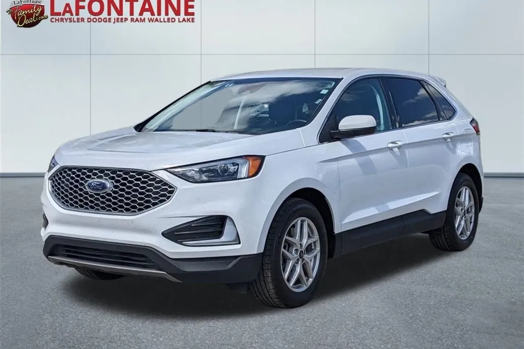 2024 Ford Edge SEL photo 1