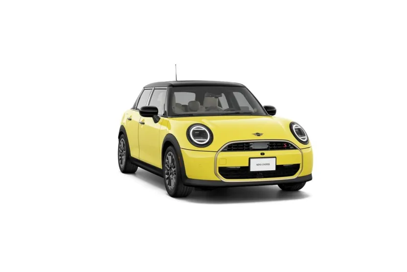 2026 Mini Cooper S 4 Door Iconic photo 1