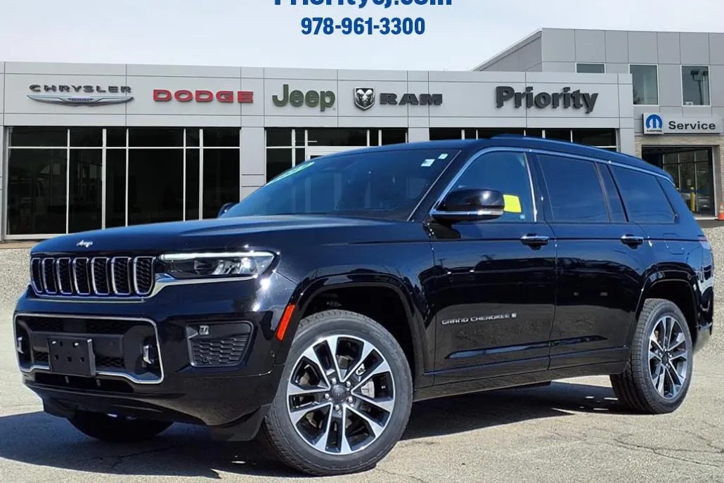 2022 Jeep Grand Cherokee Overland photo 1