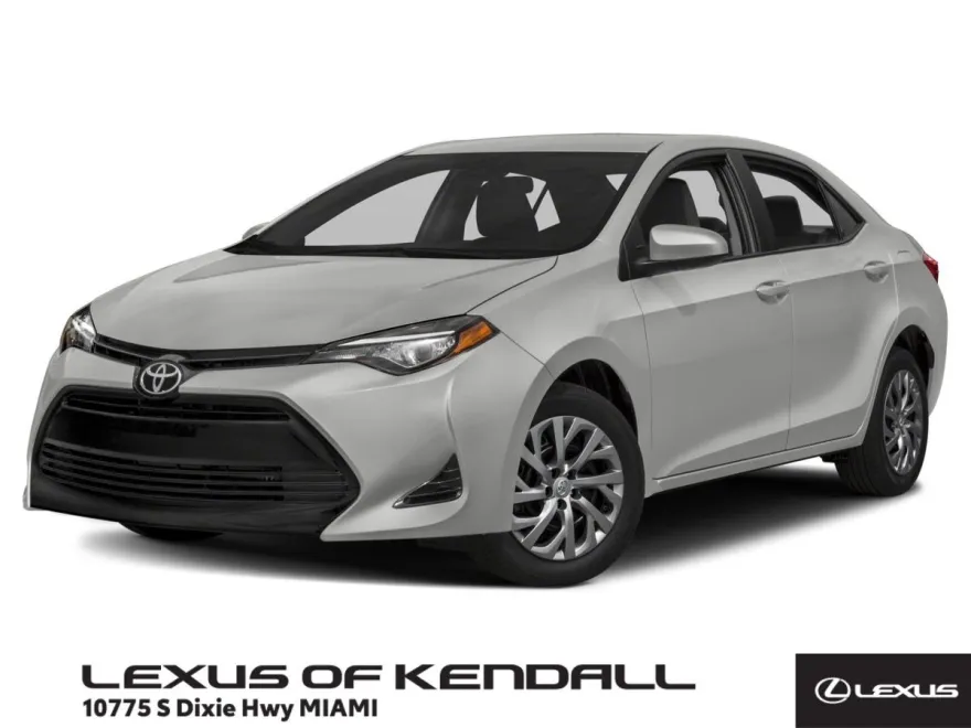 2017 Toyota Corolla L photo 1