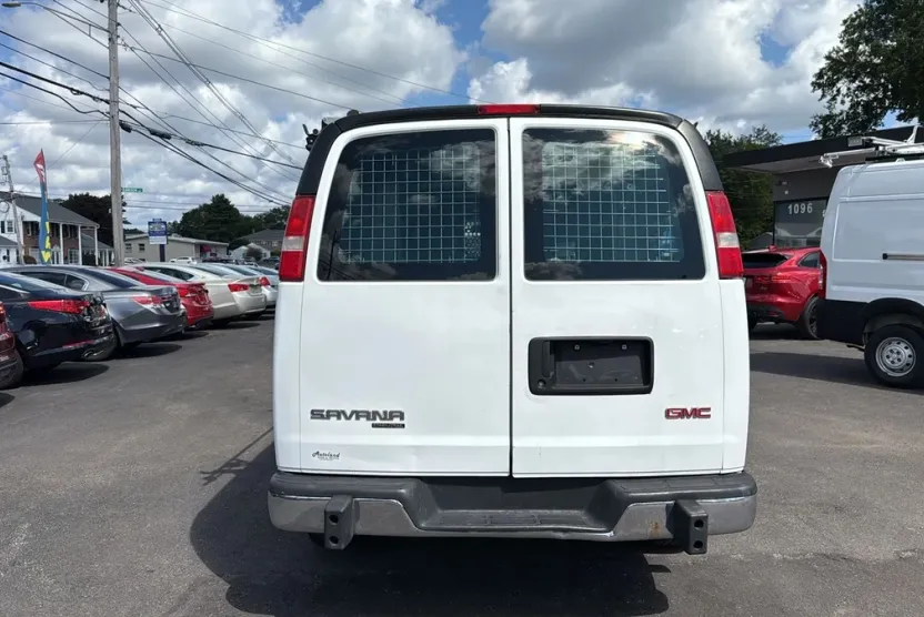 2016 Gmc Savana 2500 Cargo photo 1