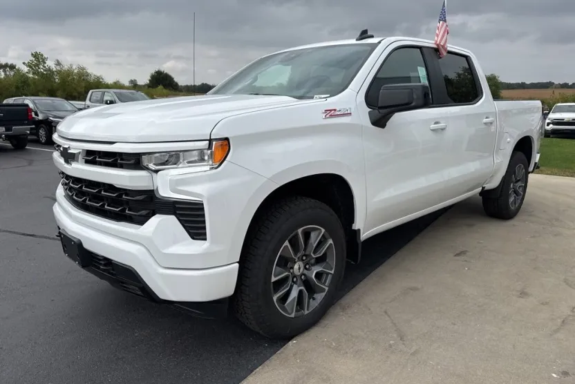 2026 Chevrolet Silverado 1500 RST photo 1