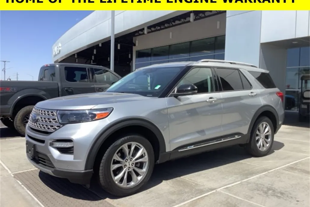 2023 Ford Explorer Limited photo 1