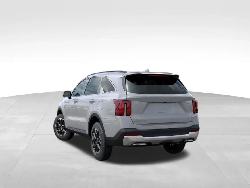 2026 Kia Sorento S photo 1