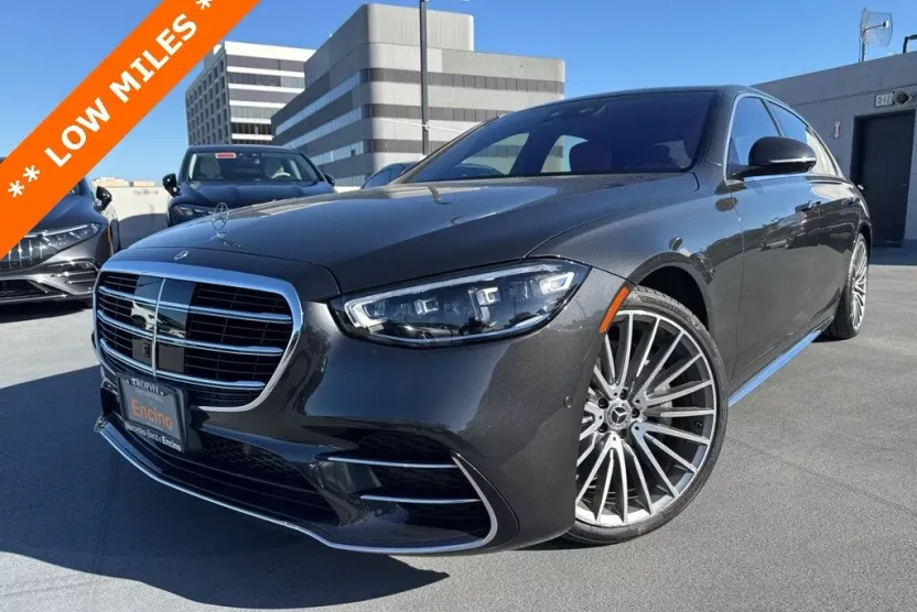 2022 Mercedes Benz S 580 4MATIC photo 1