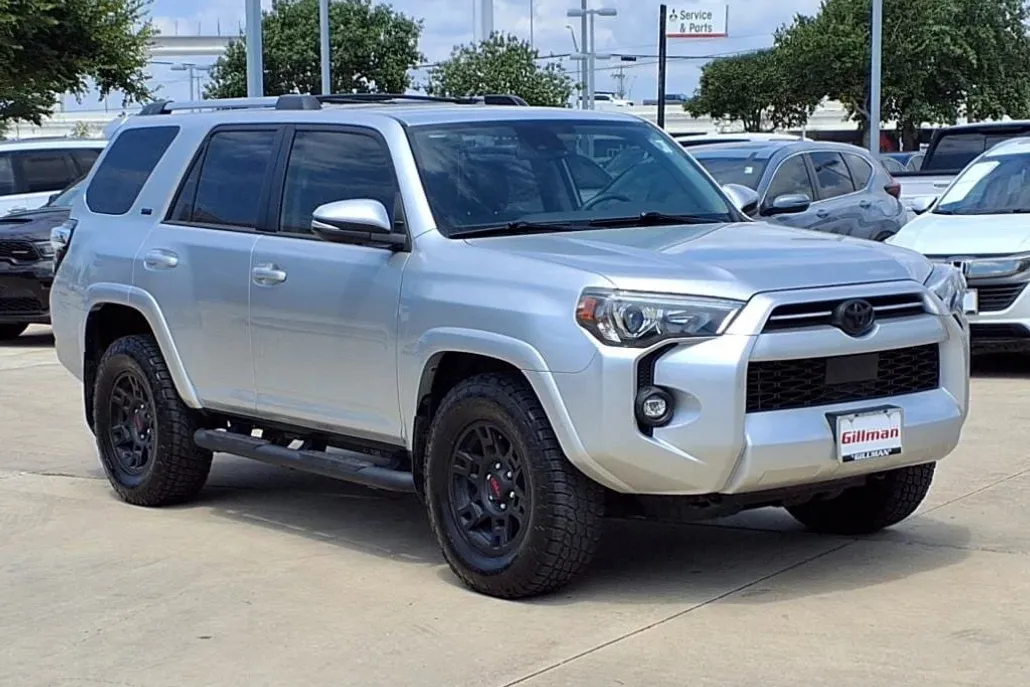 2023 Toyota 4Runner SR5 Premium photo 1