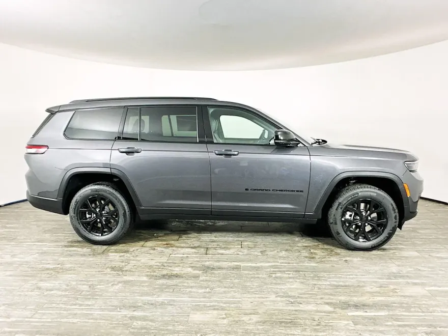 2025 Jeep Grand Cherokee Altitude X photo 9