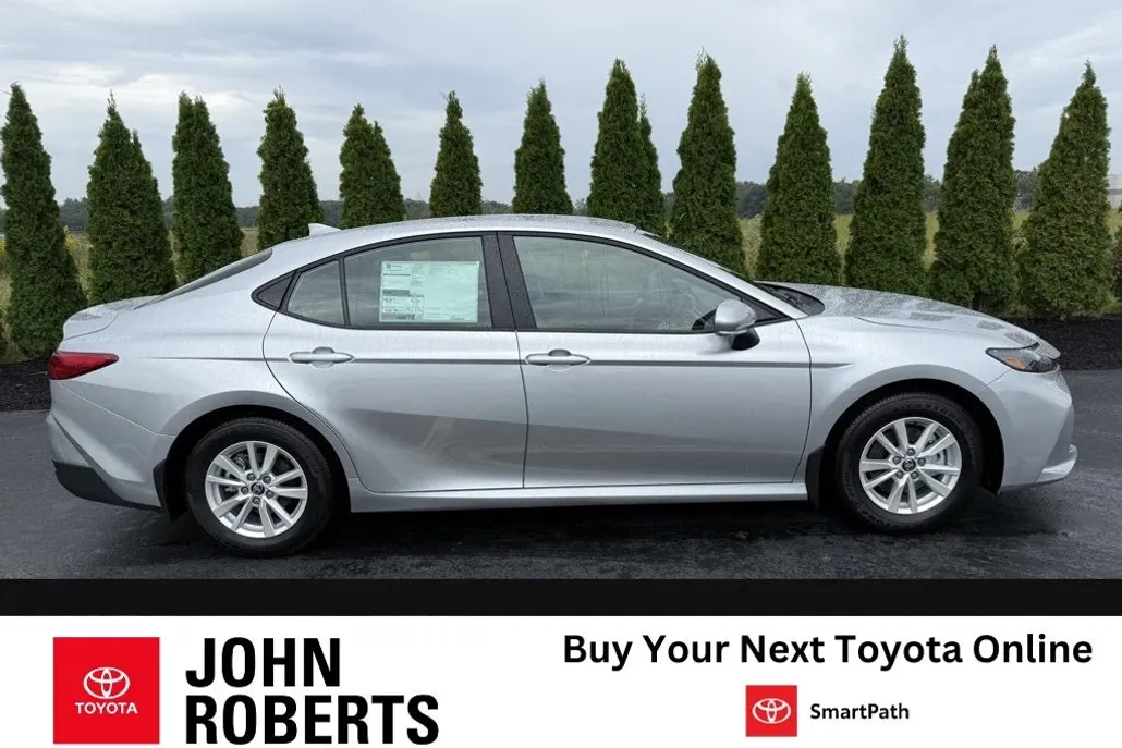2026 Toyota Camry LE photo 1