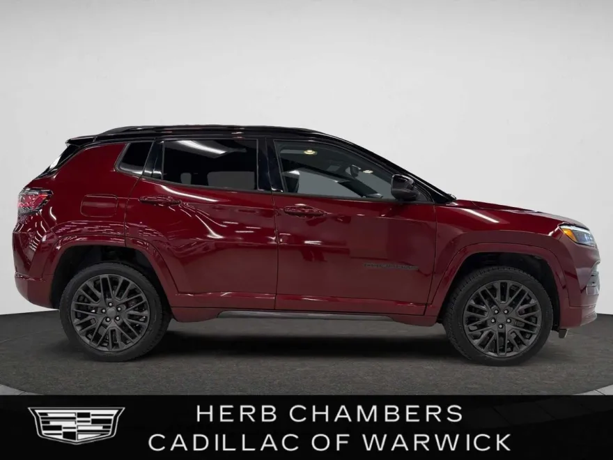 2022 Jeep Compass Limited High Altitude photo 1