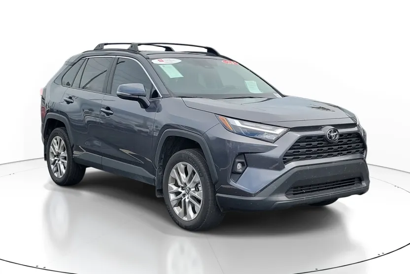 2024 Toyota RAV4 XLE Premium photo 1