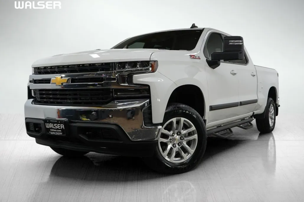 2020 Chevrolet Silverado 1500 LT photo 1