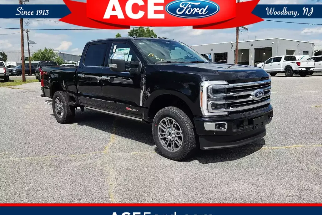 2025 Ford F-350 Platinum photo 1