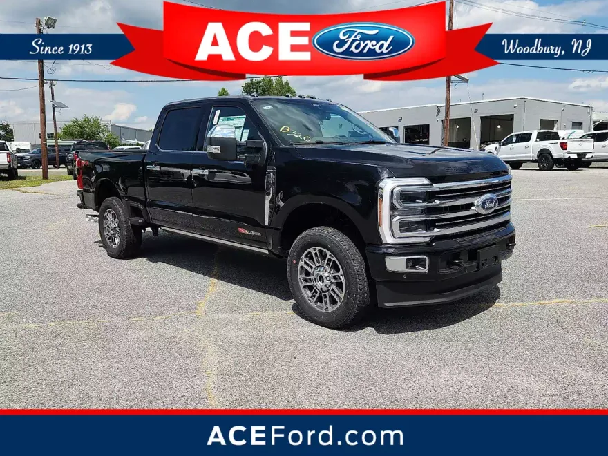 2025 Ford F-350 Platinum photo 1