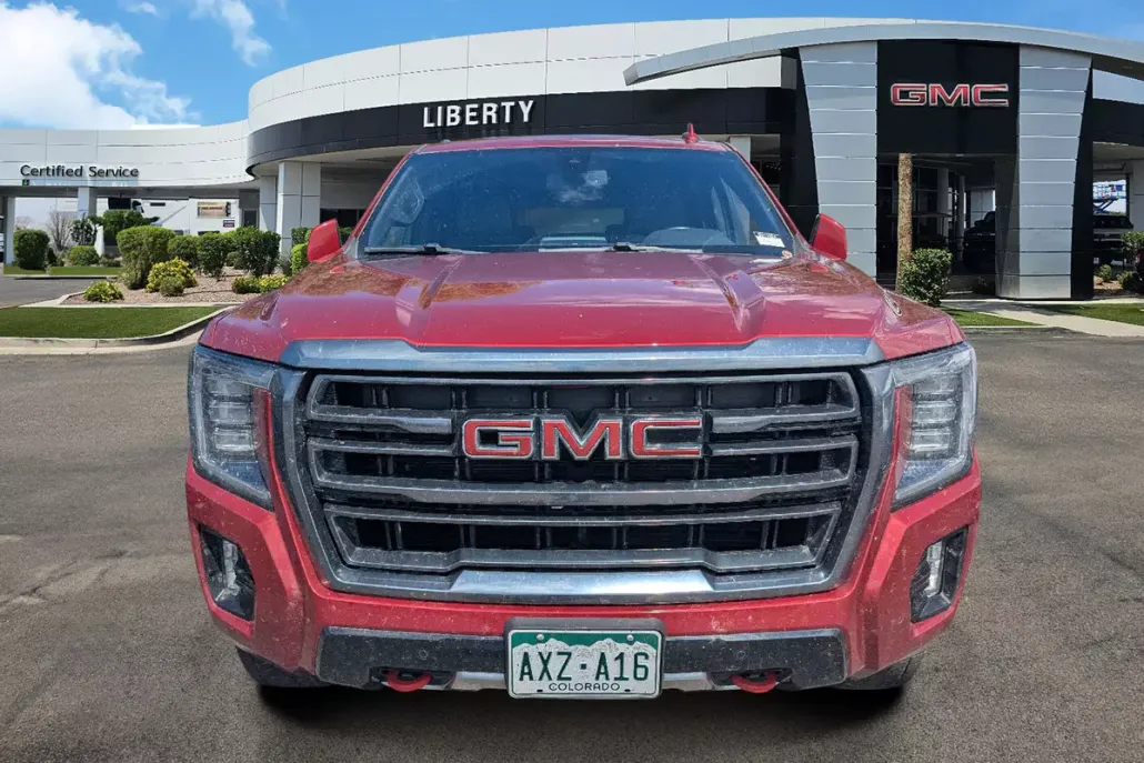 2022 Gmc Yukon XL AT4 photo 1
