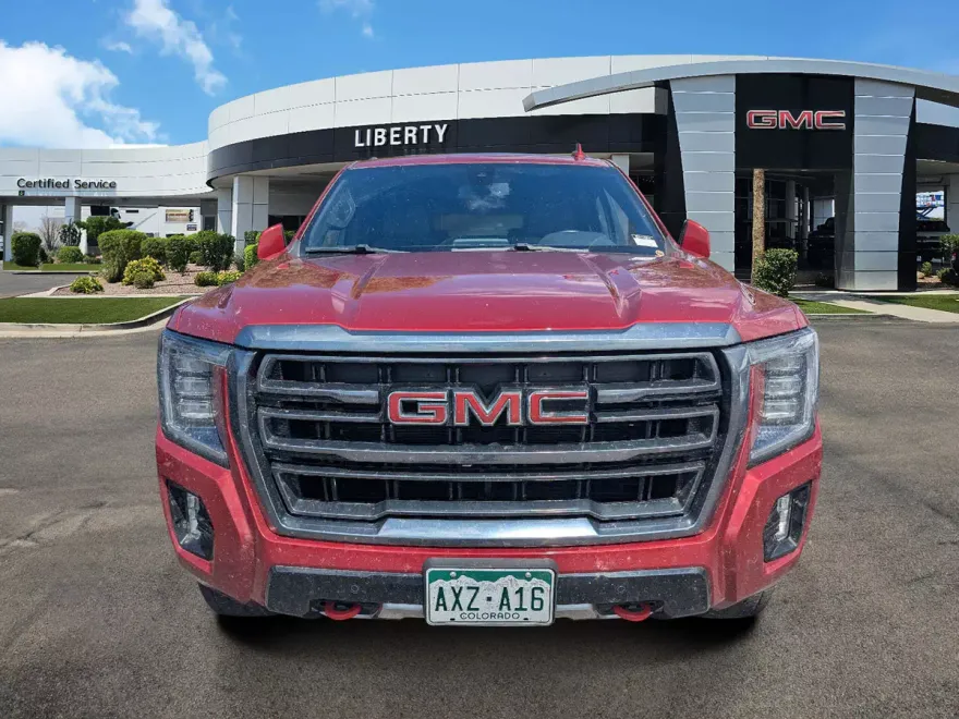 2022 Gmc Yukon XL AT4 photo 1