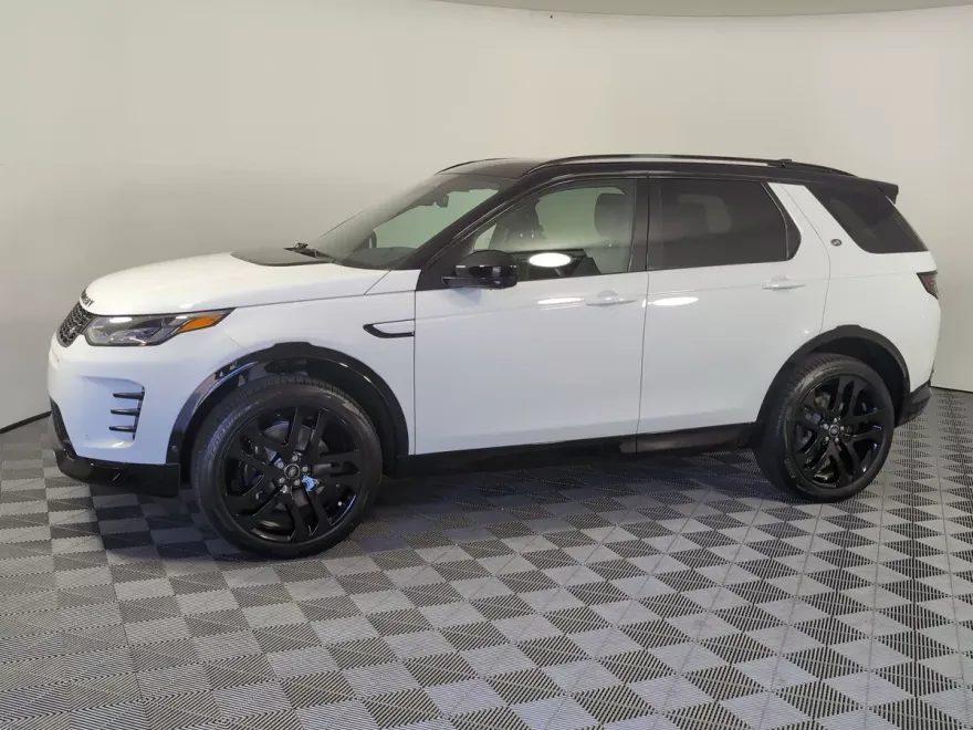 2025 Land Rover Discovery Sport Dynamic SE photo 1