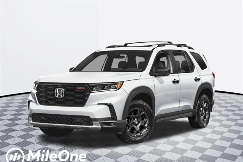 2025 Honda Pilot TrailSport photo 1