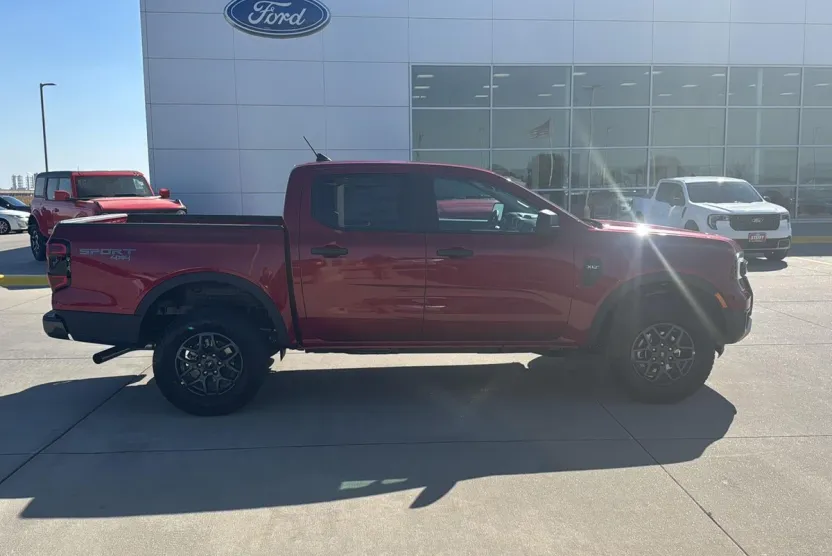 2025 Ford Ranger XLT photo 1