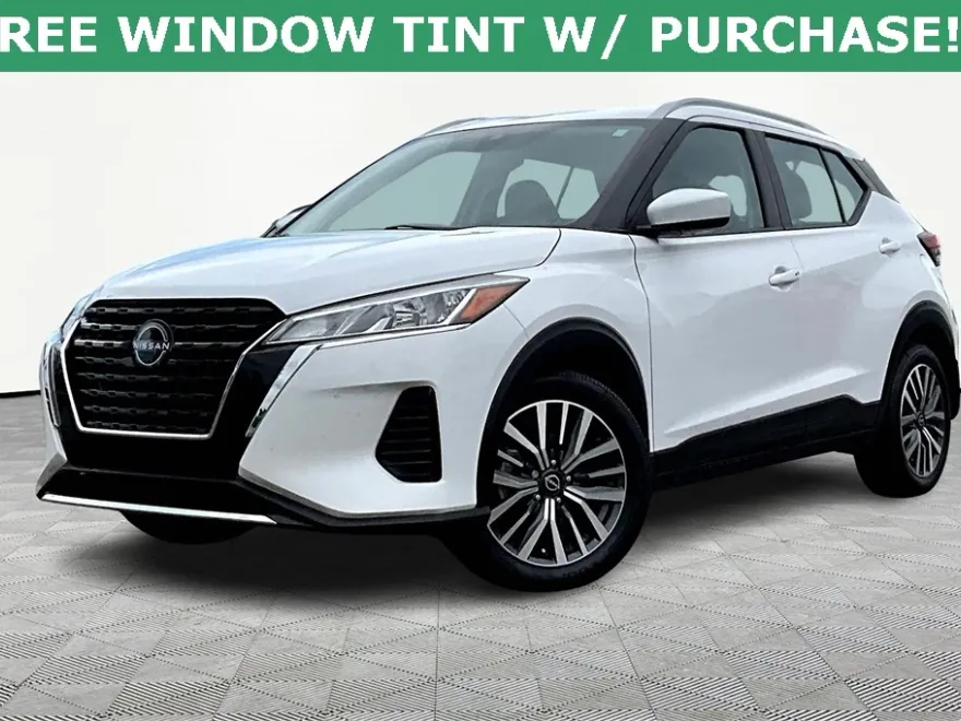 2023 Nissan Kicks SV photo 1