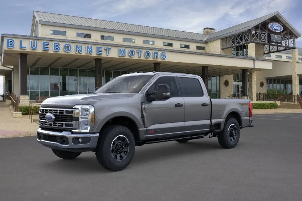 2025 Ford F-250 XLT photo 1