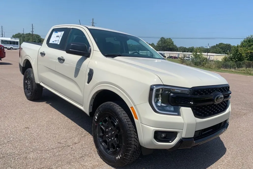 2025 Ford Ranger XLT photo 1