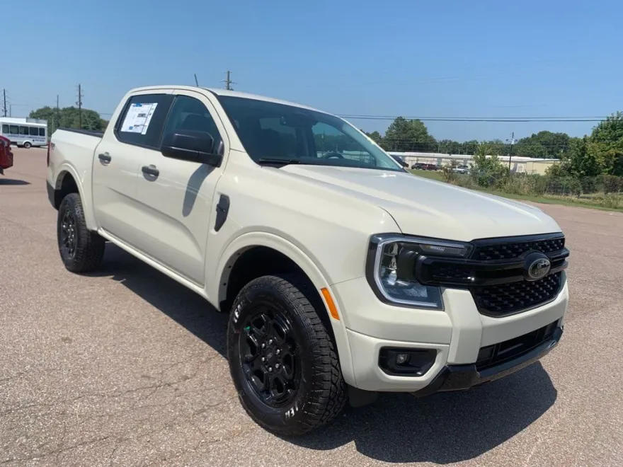 2025 Ford Ranger XLT photo 1