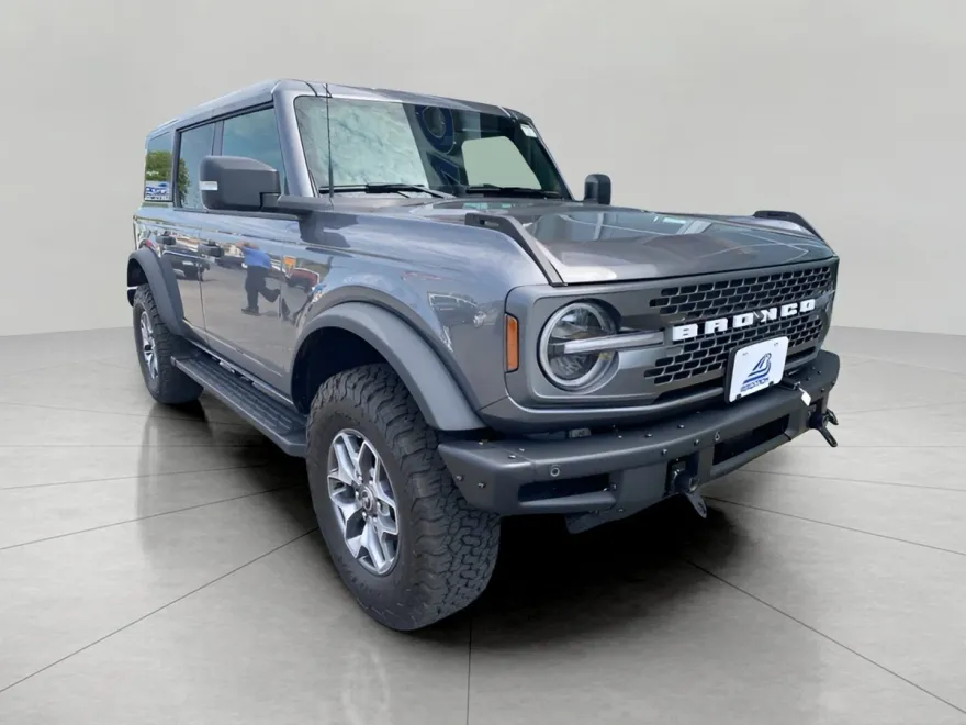 2025 Ford Bronco Badlands photo 1
