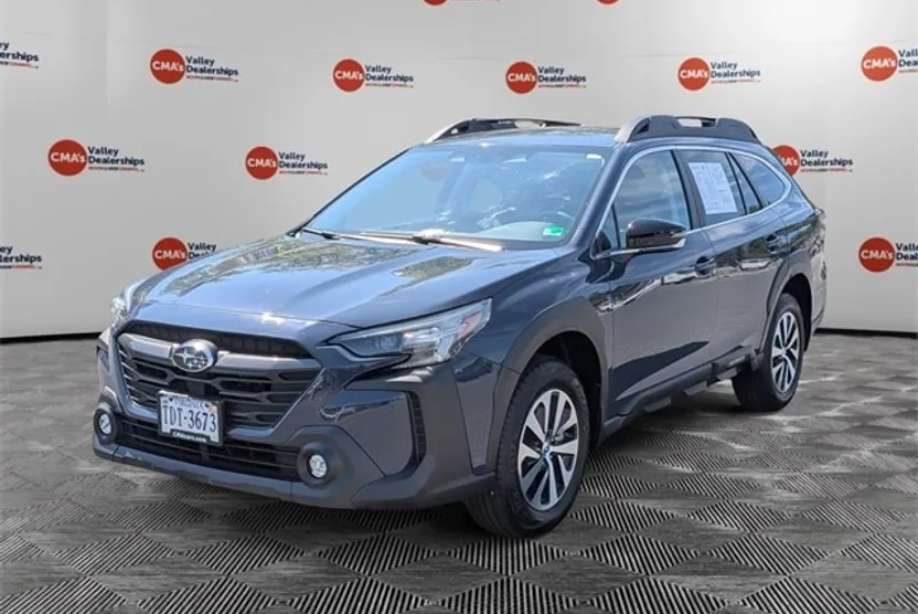 2025 Subaru Outback Premium photo 1