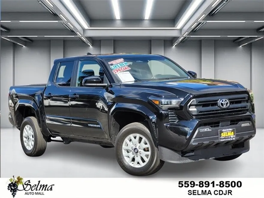 2024 Toyota Tacoma SR5 photo 1