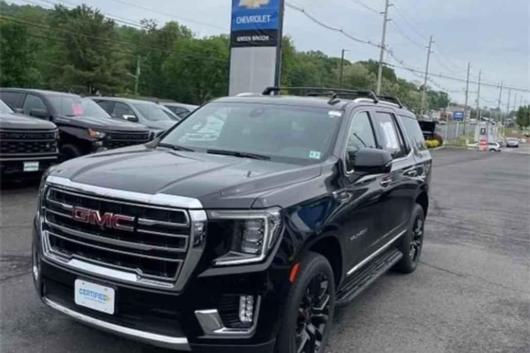 2022 Gmc Yukon SLT photo 1
