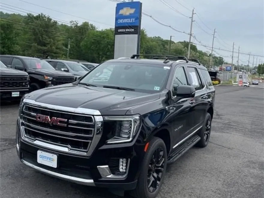 2022 Gmc Yukon SLT photo 1