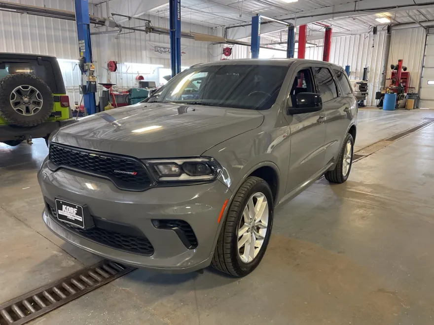 2023 Dodge Durango GT photo 1
