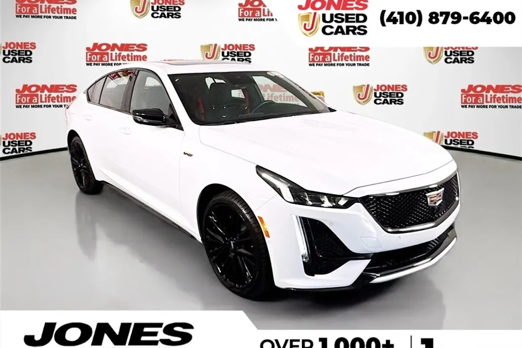 2024 Cadillac CT5 V photo 1