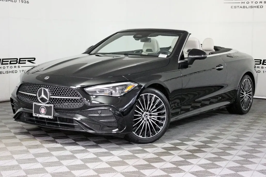 2025 Mercedes Benz CLE 300 photo 1