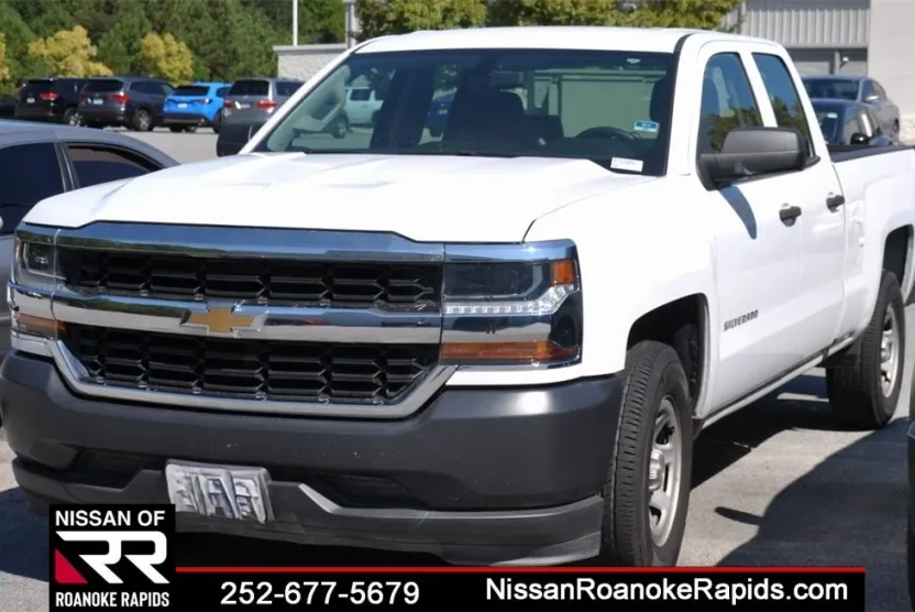 2018 Chevrolet Silverado Work Truck LS Base photo 1