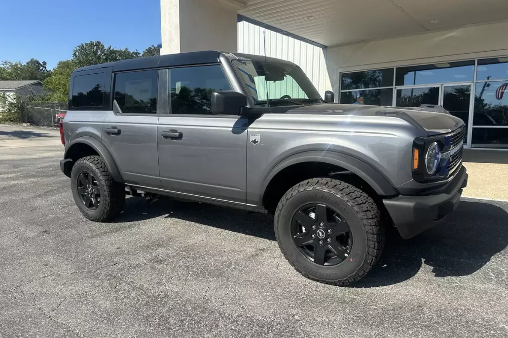 2025 Ford Bronco Big Bend photo 1