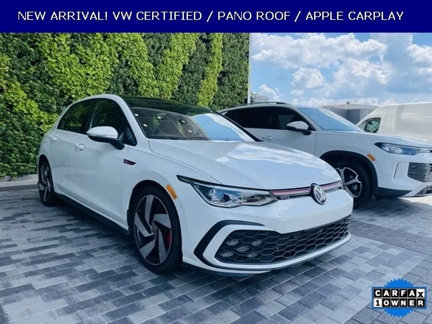 2022 Volkswagen Golf GTI SE photo 1