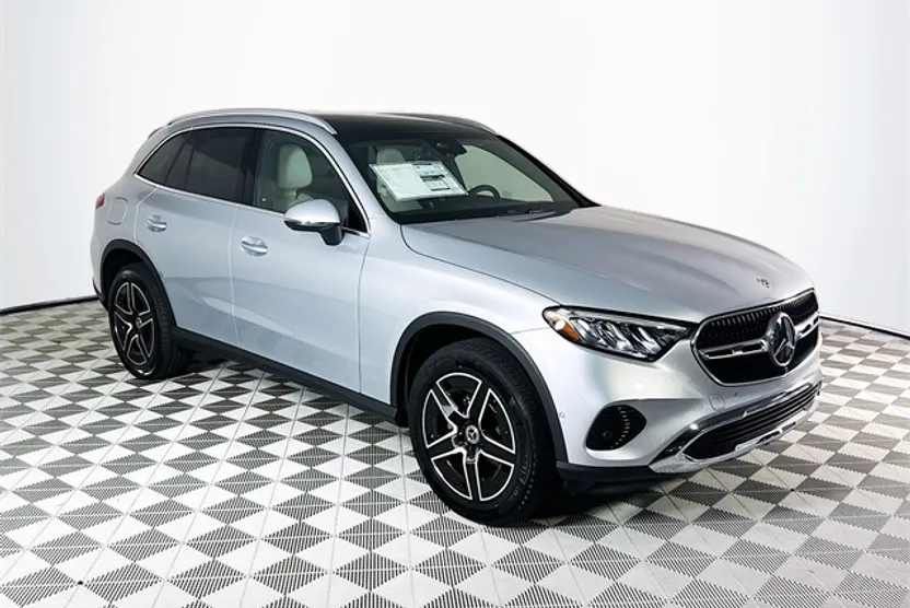 2026 Mercedes Benz GLC 300 4MATIC photo 1