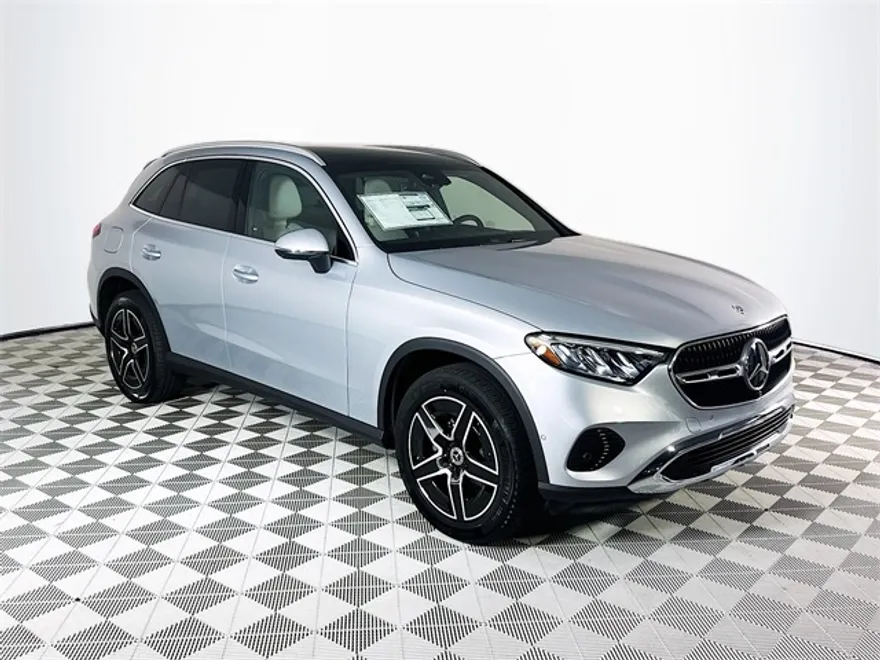 2026 Mercedes Benz GLC 300 4MATIC photo 1