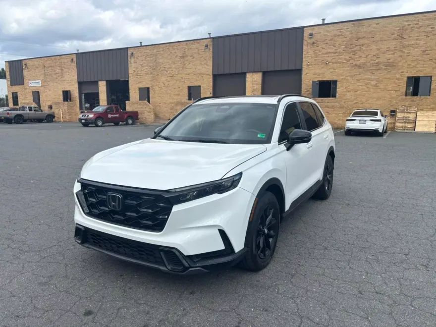 2023 Honda CR-V Hybrid Sport photo 1