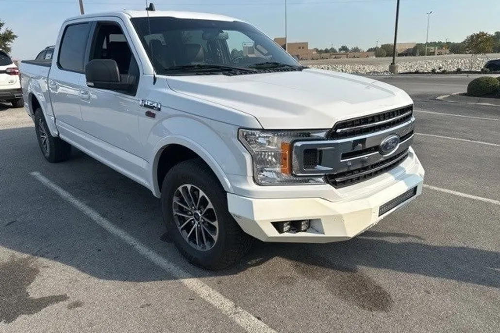 2020 Ford F-150 XLT photo 1