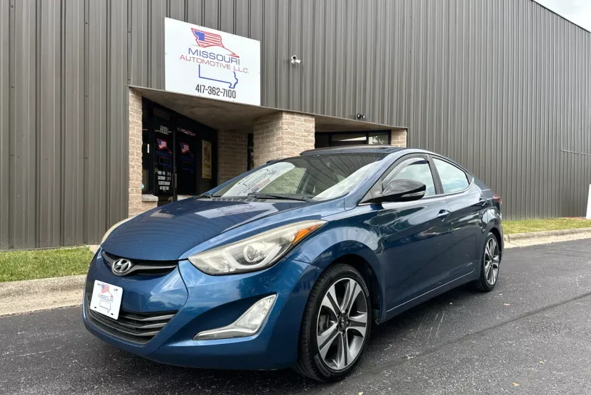 2015 Hyundai Elantra SE photo 1