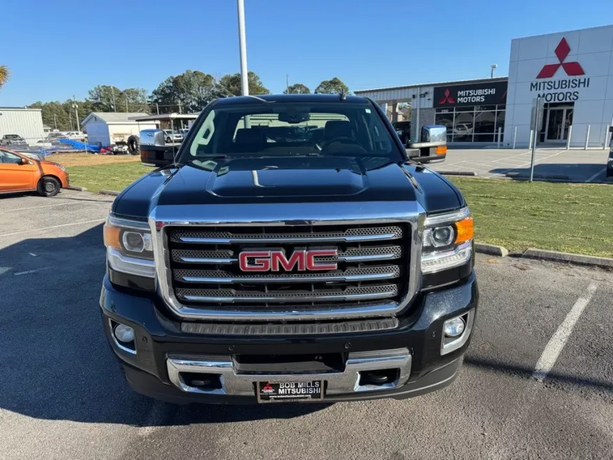 2015 Gmc Sierra SLT photo 1