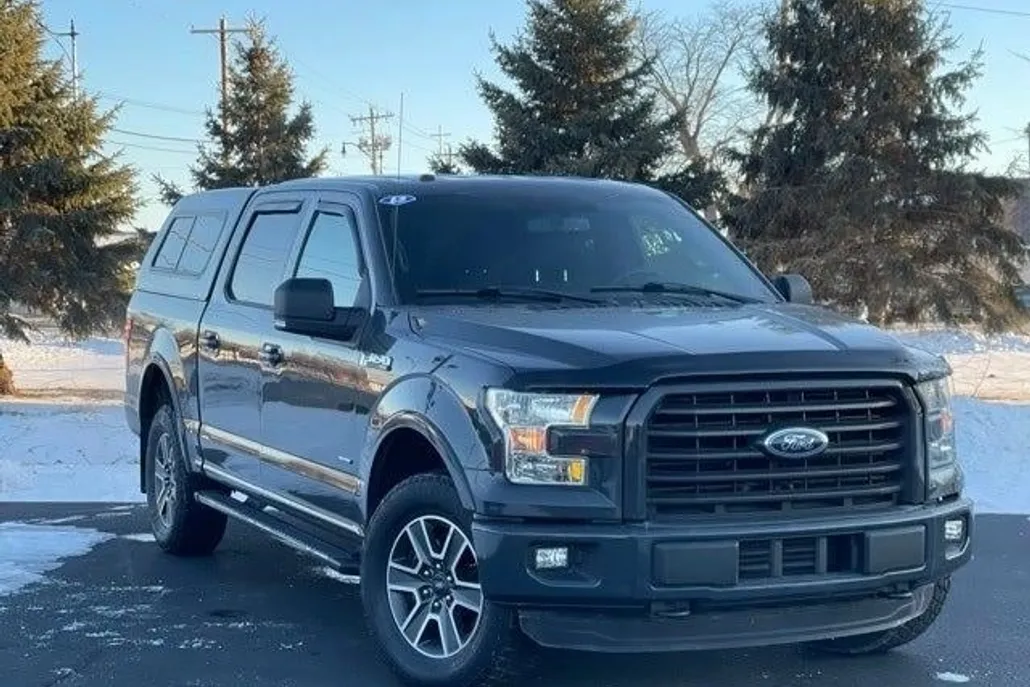 2016 Ford F-150 XLT photo 1