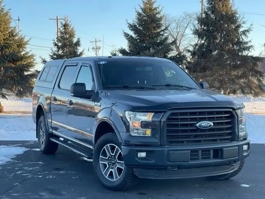 2016 Ford F-150 XLT photo 1