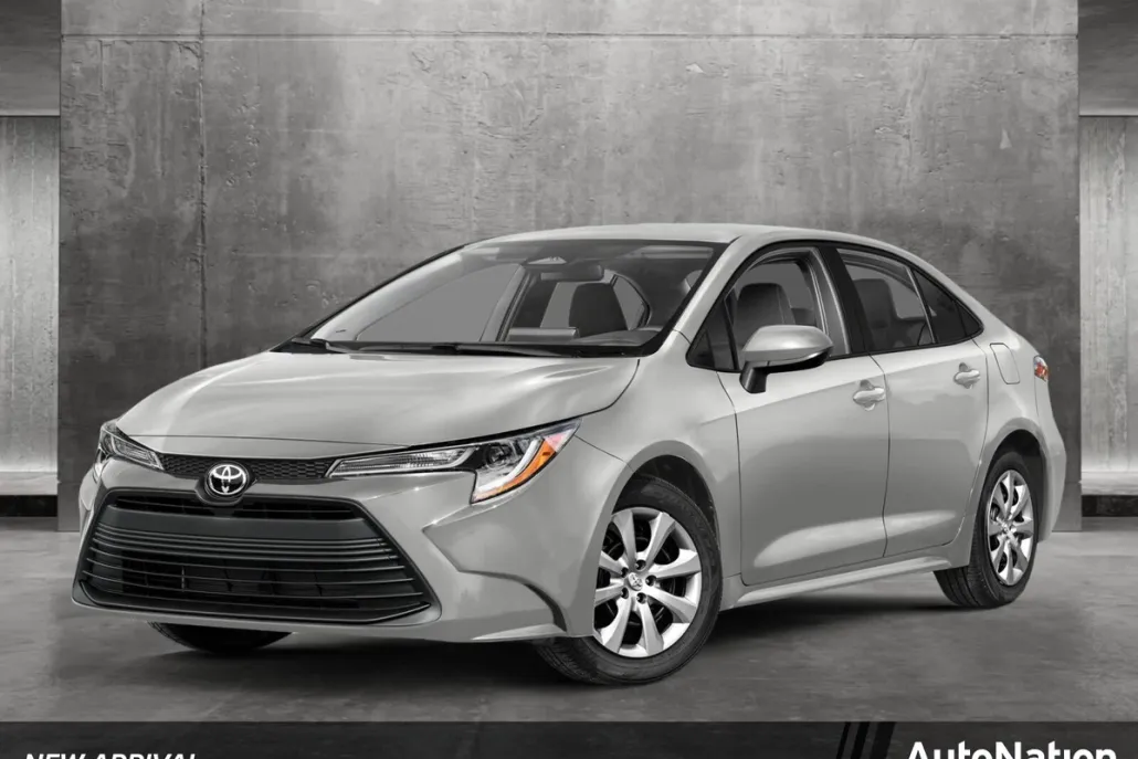 2024 Toyota Corolla LE photo 1