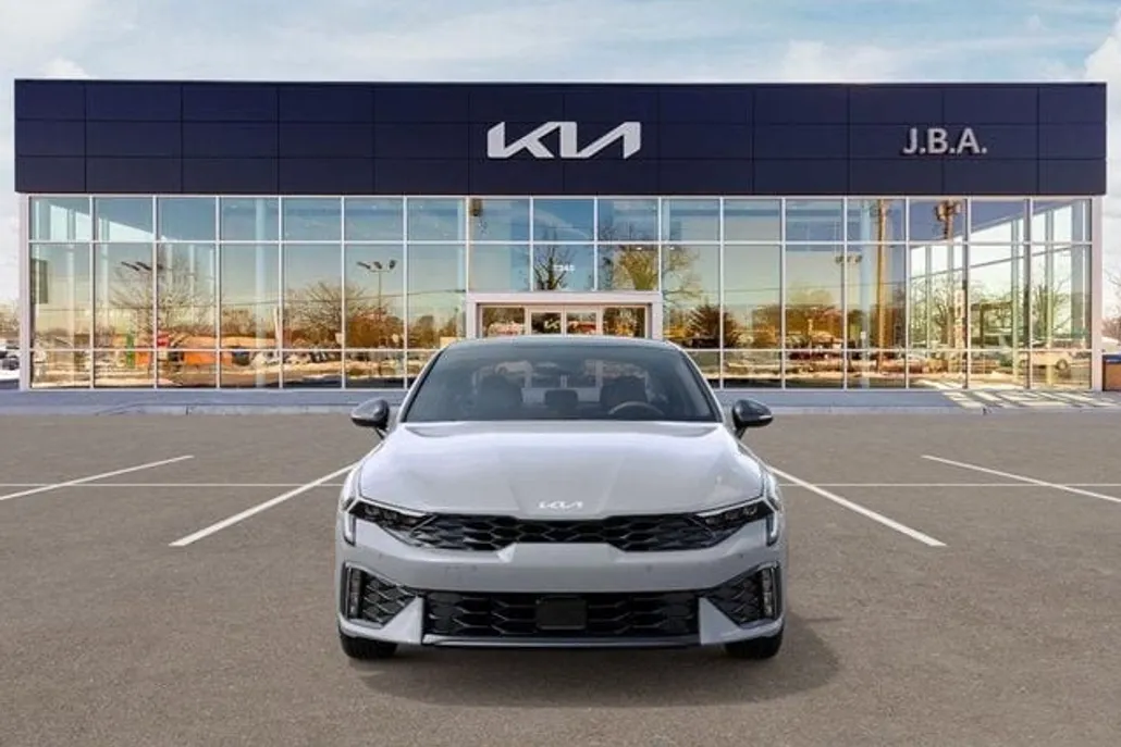 2026 Kia K5 GT-Line photo 1