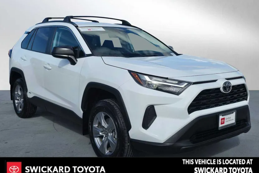 2025 Toyota RAV4 Hybrid LE photo 1